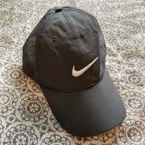 Gray Nike hat
